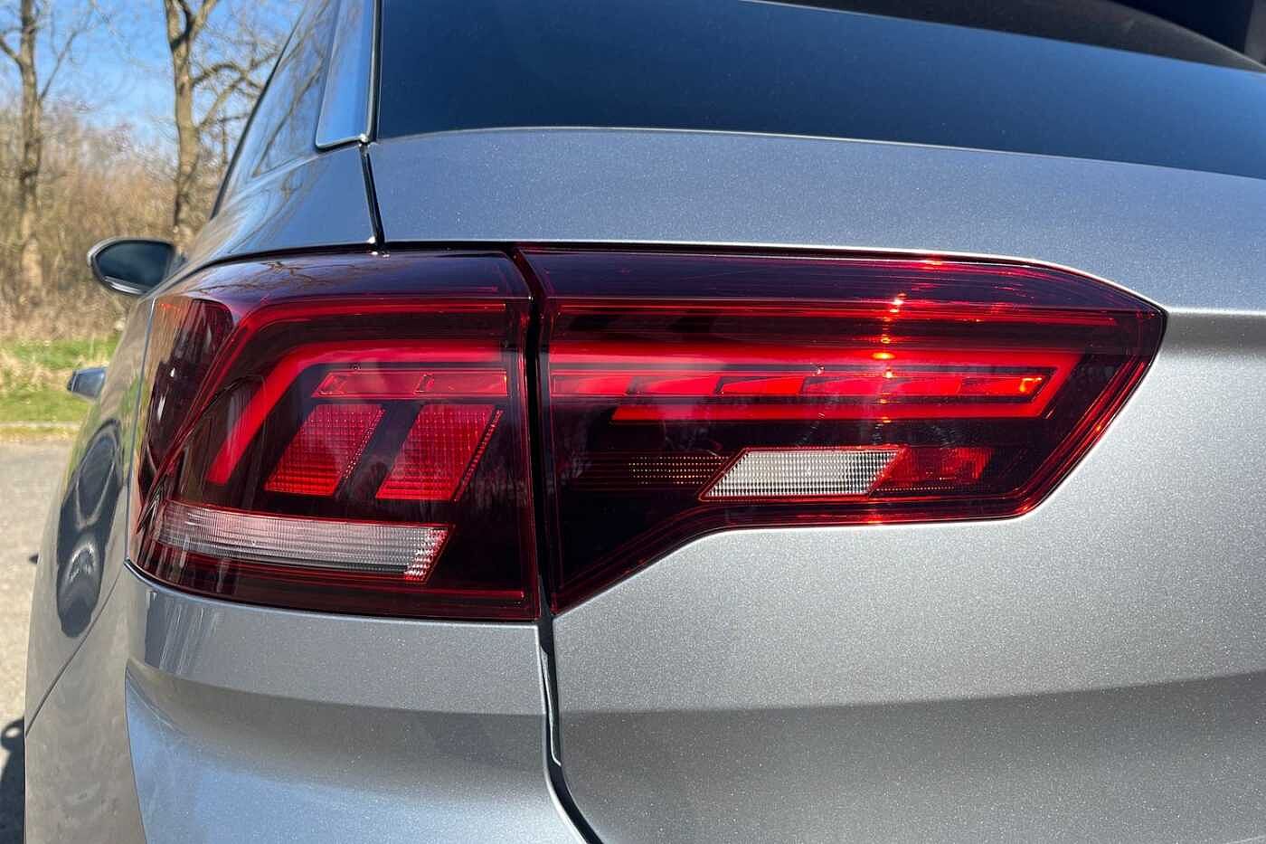 Volkswagen T-Roc 1.5 TSI Match SUV 5dr Petrol DSG Euro 6 (s/s) (150 ps)