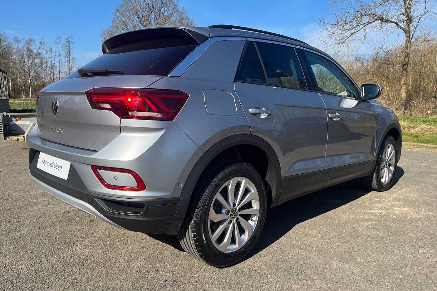 Volkswagen T-Roc 1.5 TSI Match SUV 5dr Petrol DSG Euro 6 (s/s) (150 ps)