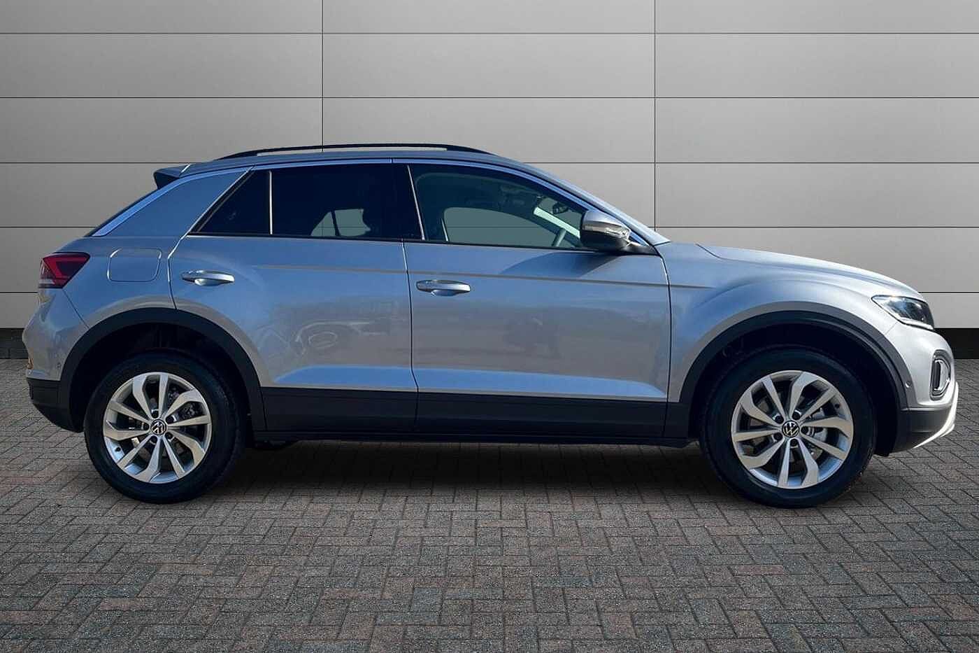 Volkswagen T-Roc 1.5 TSI Match SUV 5dr Petrol DSG Euro 6 (s/s) (150 ps)