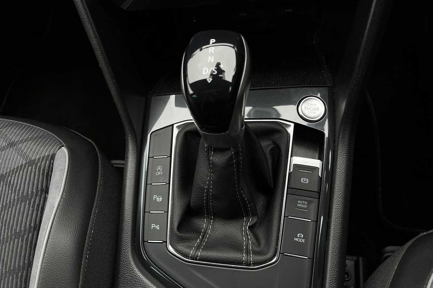 Volkswagen Tiguan 1.5 TSI R-Line SUV 5dr Petrol DSG Euro 6 (s/s) (150 ps) Rear view camera!