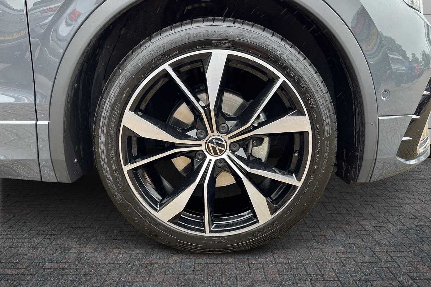 Volkswagen Tiguan 1.5 TSI R-Line SUV 5dr Petrol DSG Euro 6 (s/s) (150 ps) Rear view camera!