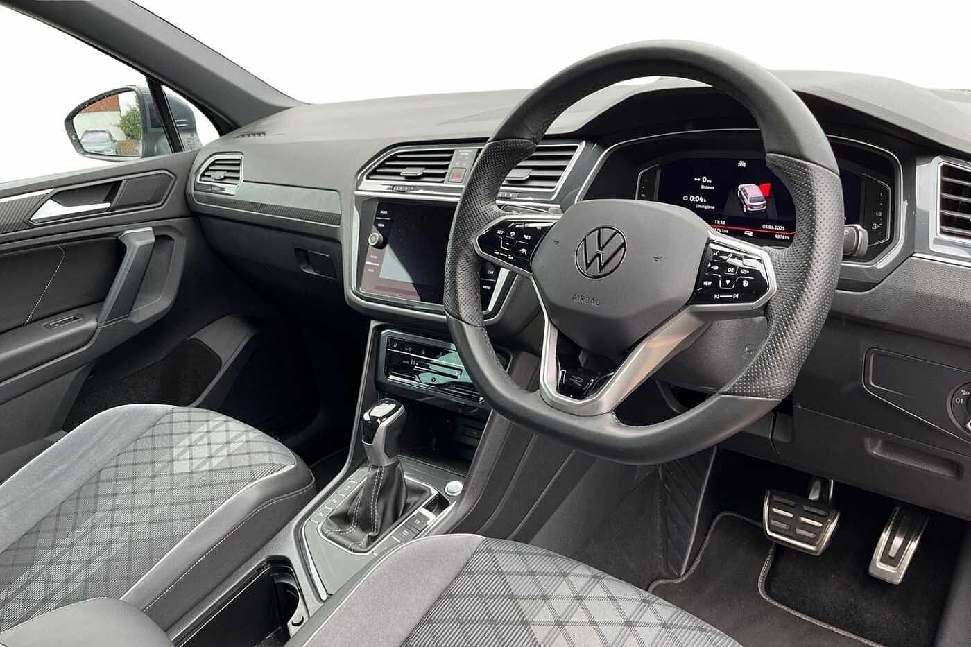 Volkswagen Tiguan 1.5 TSI R-Line SUV 5dr Petrol DSG Euro 6 (s/s) (150 ps) Rear view camera!
