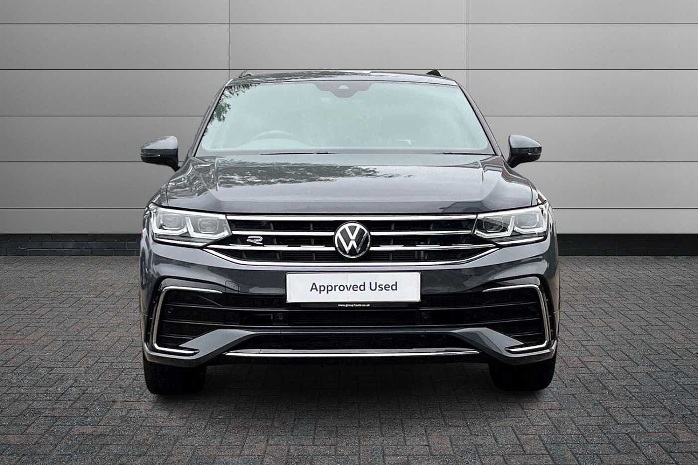 Volkswagen Tiguan 1.5 TSI R-Line SUV 5dr Petrol DSG Euro 6 (s/s) (150 ps) Rear view camera!