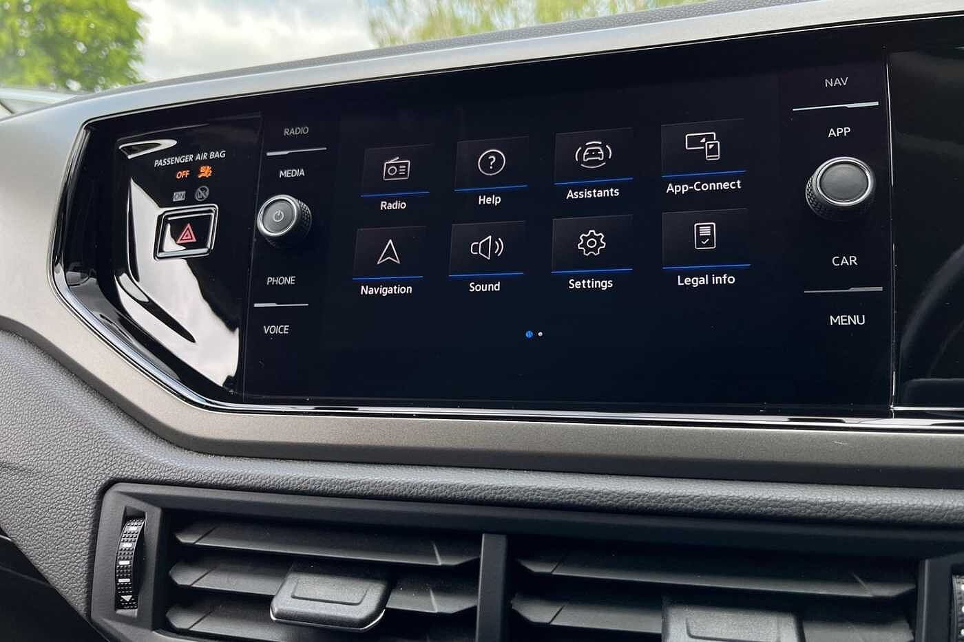 Volkswagen Polo 1.0 TSI Match Hatchback 5dr Petrol Manual Euro 6 (s/s) (95 ps) App-Connect!