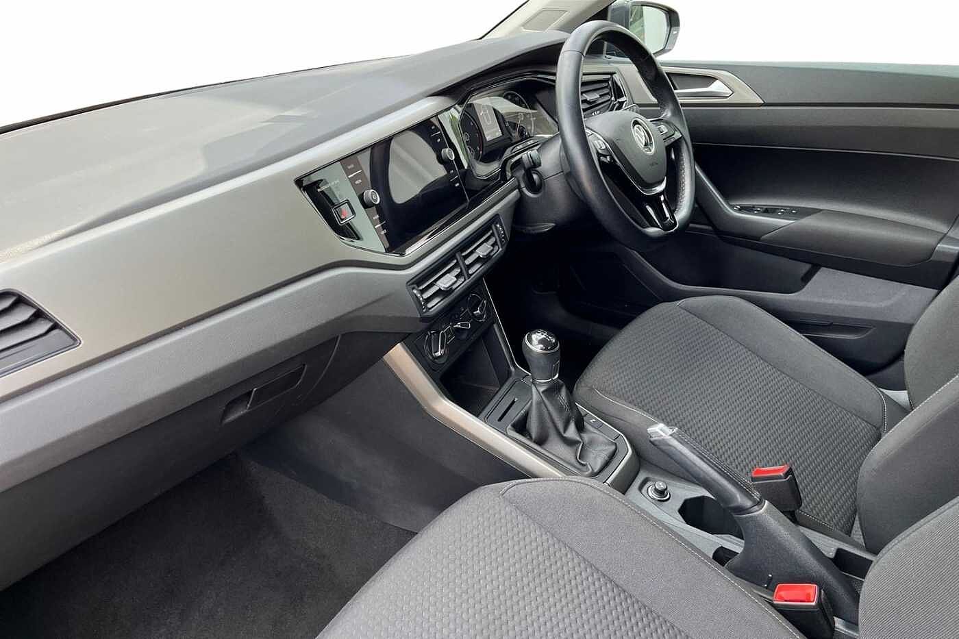 Volkswagen Polo 1.0 TSI Match Hatchback 5dr Petrol Manual Euro 6 (s/s) (95 ps) App-Connect!