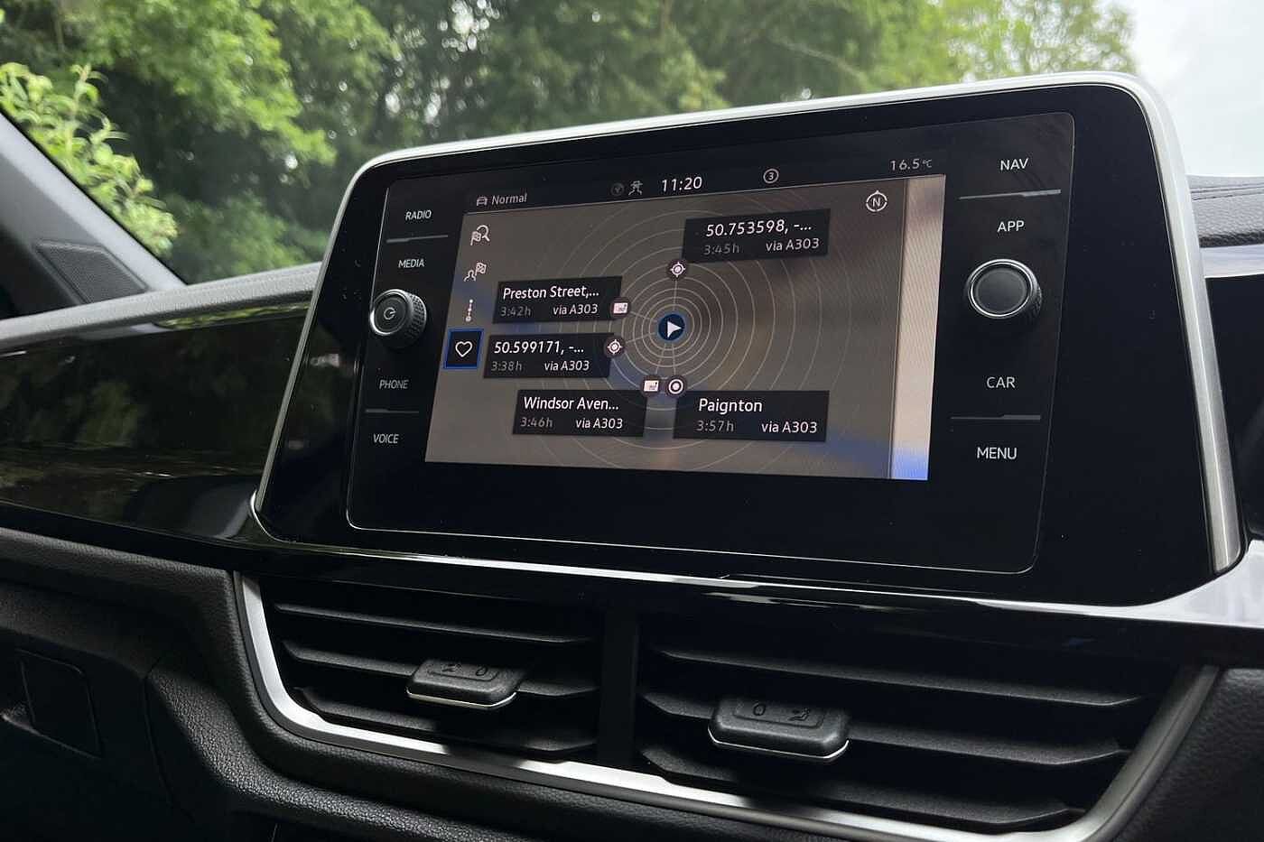 Volkswagen T-Roc 1.5 TSI R-Line SUV 5dr Petrol DSG Euro 6 (s/s) (150 ps) Upgraded 18 Nevada Alloy